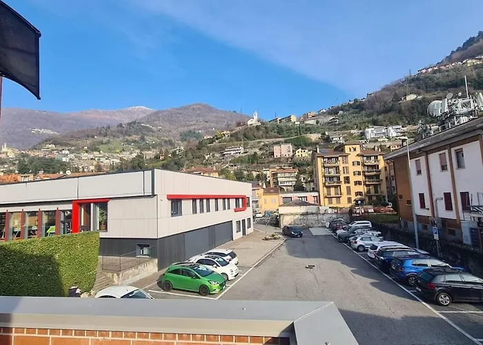 House Poppa Lägenhet Bellano