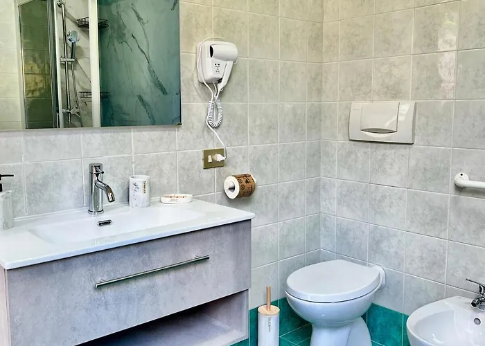 House Poppa Lägenhet Bellano