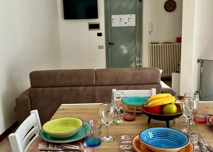 House Poppa * Bellano