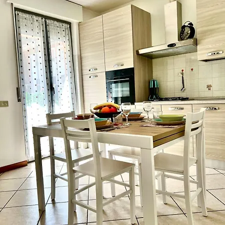 شقة House Poppa بيلانو